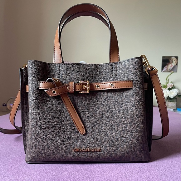 Brand New Michael Kors Emilia Small Logo Satchel - Picture 5 of 7